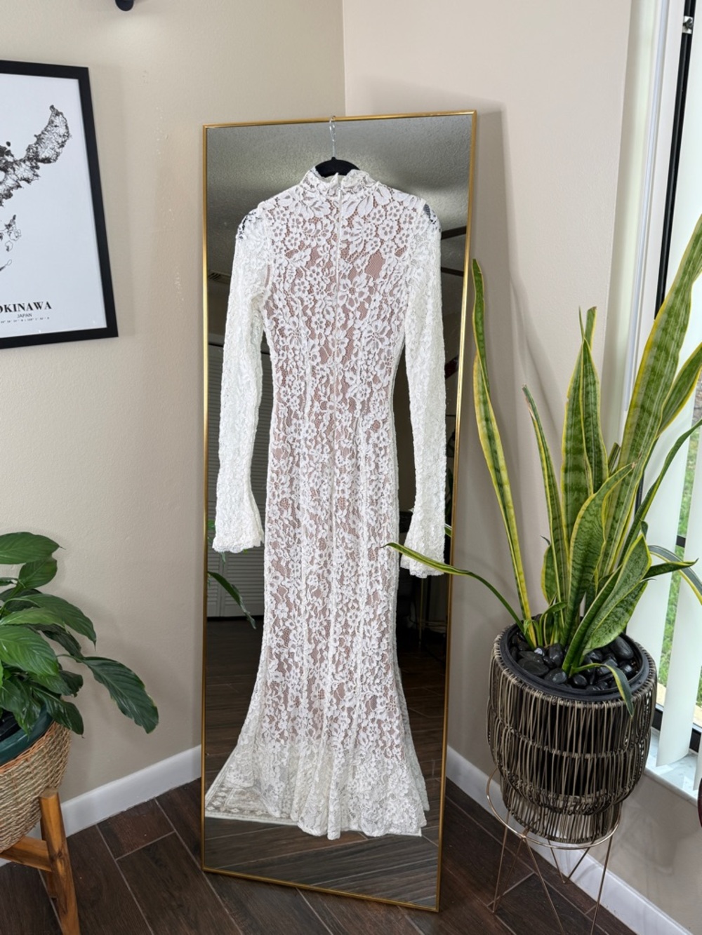 HOUSE OF CB 'Sophia' Vintage Ivory Lace Fitted Midi Dress NWOT - Picture 8 of 8